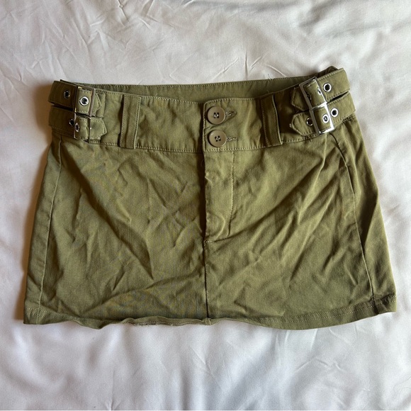 SHEIN Olive Green Mini Skirt – Size XS - Picture 1 of 6